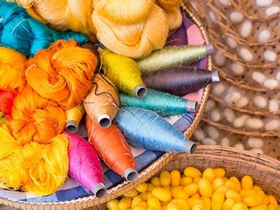Silke, siden och dess ursprung. Hur producerar du äkta silke?